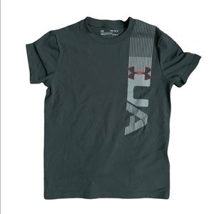 Boys Under Armour Heat Gear Charcoal Grey T-Shirt